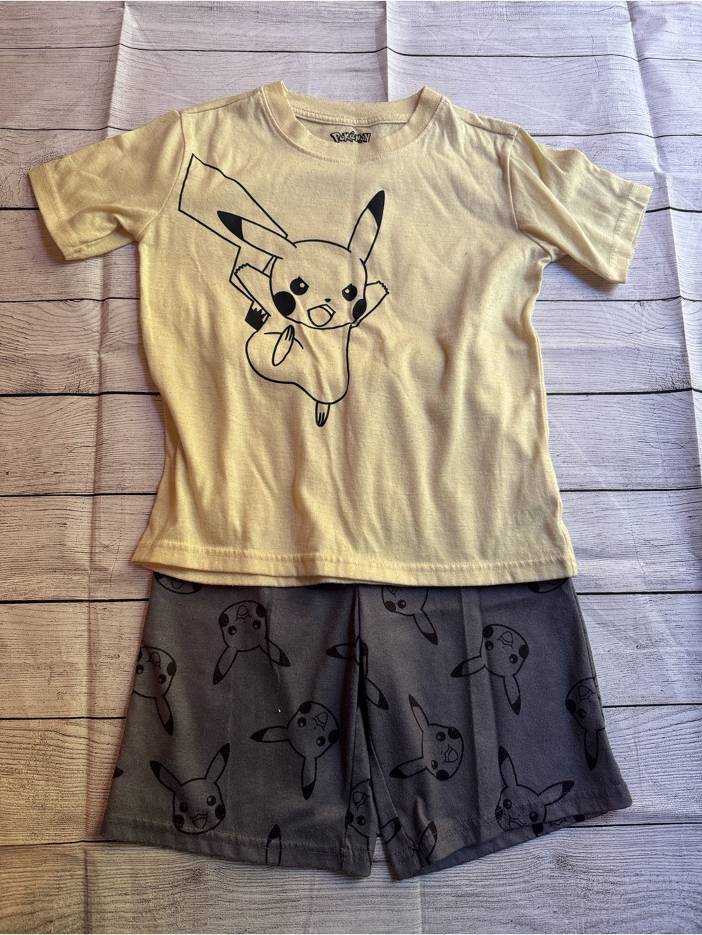 Pokemon Yellow & Gray Pikachu Pajama Set size 6/7